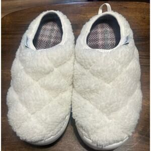 Columbia Cozy Cabin Omni-Heat slippers white size 10 comfy warm minimalist clog
